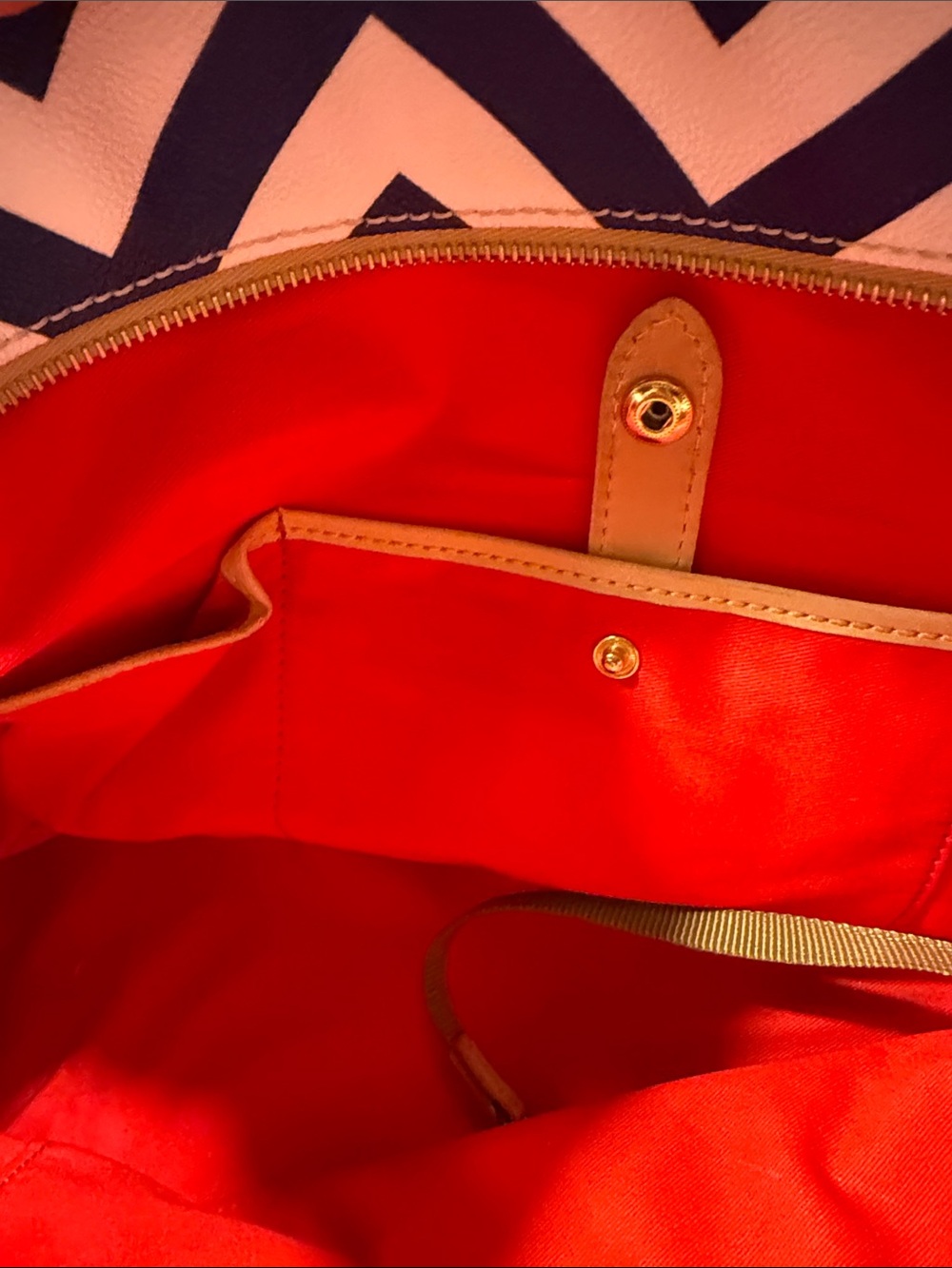 Dooney & Bourke Navy and Cream Chevron Tote with Leather Trim - Picture 6 of 8